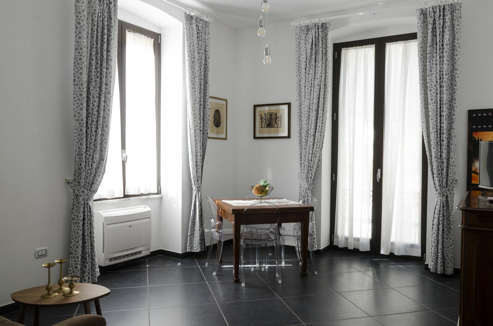 Maria Vittoria Charming Rooms And Apartments Brindisi Exterior photo